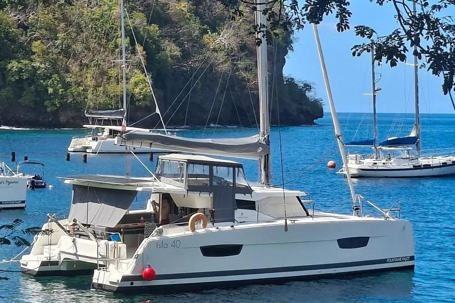 2021-fountaine-pajot-isla-40-sail-10093894-20260226095112224-1